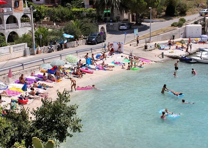 Mavarstica 8439a 公寓 *